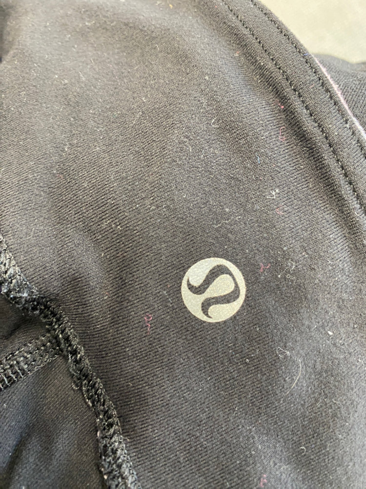 Stunning Lululemon leggings UK 10 Black cropped BB001