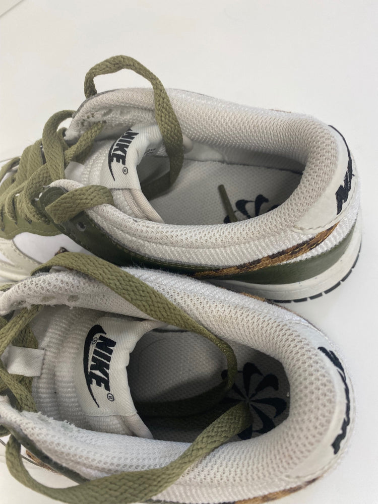 Classic Nike Dunk Low (GS) Leopard Sneakers Uk3 Leopard Print BB001