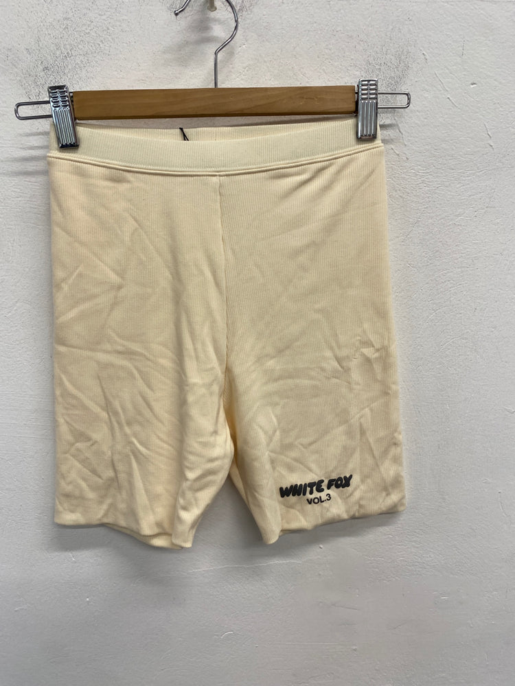 Stunning White fox Shorts Uk xs Cream BB001