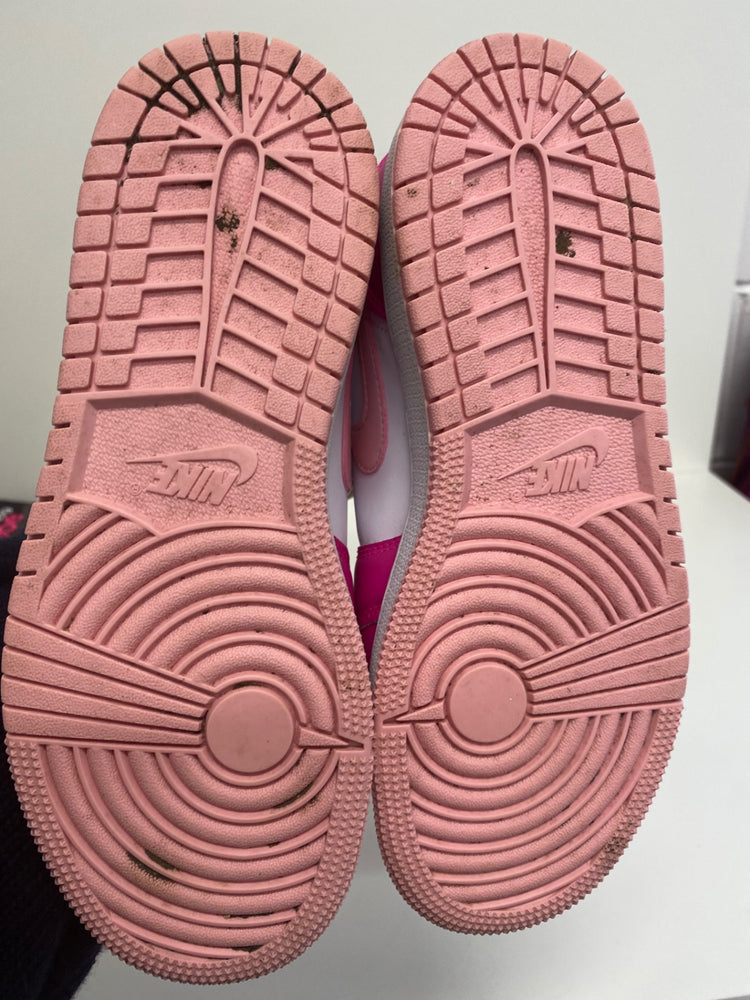 Classic Nike Air Jordan Sneakers Uk3.5 Pink fuschia RARE Bb001
