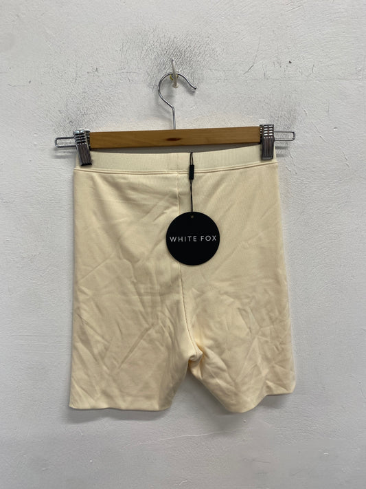 Stunning White fox Shorts Uk xs Cream BB001