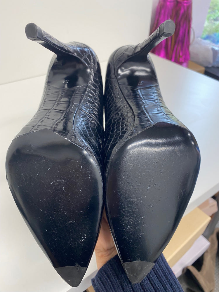 Stunning Massimo Dutti High heels uk4 Black Animal scalloped heel BB001