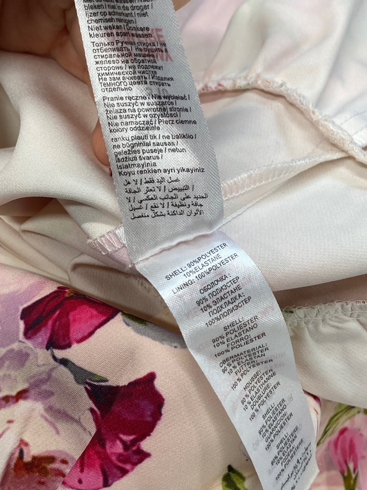 Stunning Paper dolls Dress UK 10 Cream floral mermaid AM006