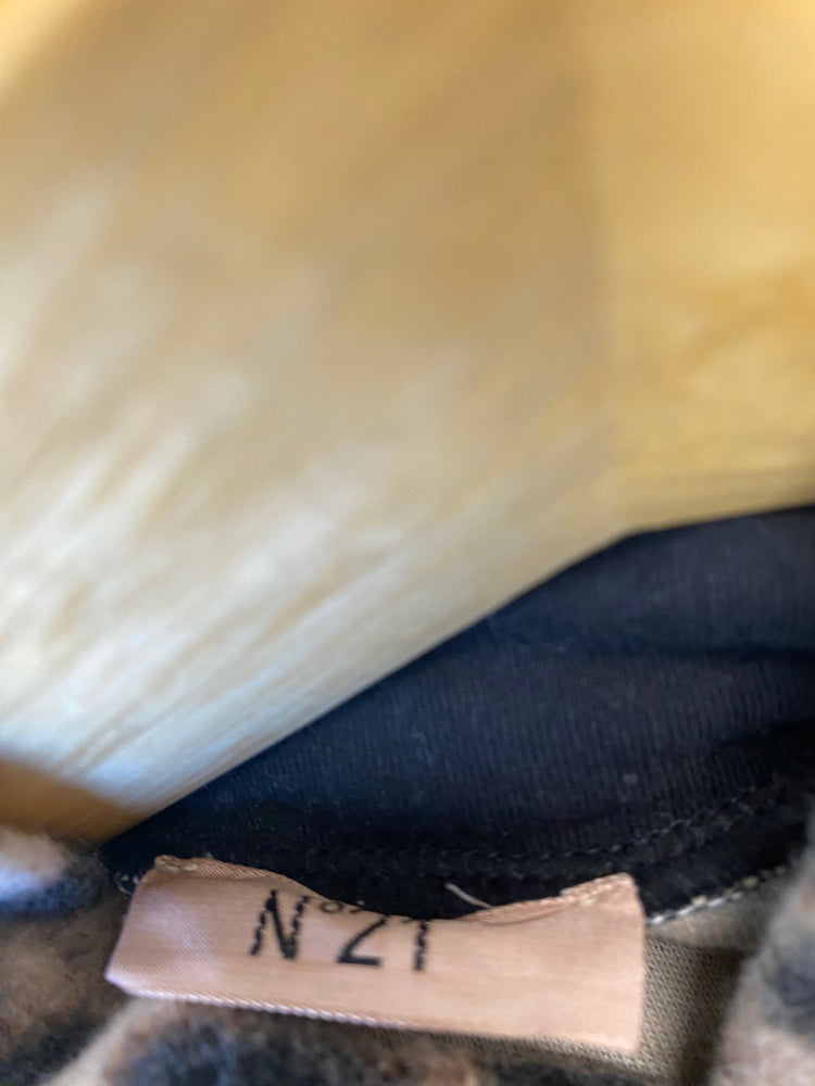 Classic No.21 Hoodie Mini Dress Age10 Leopard print (tan, black, and beige) BB001