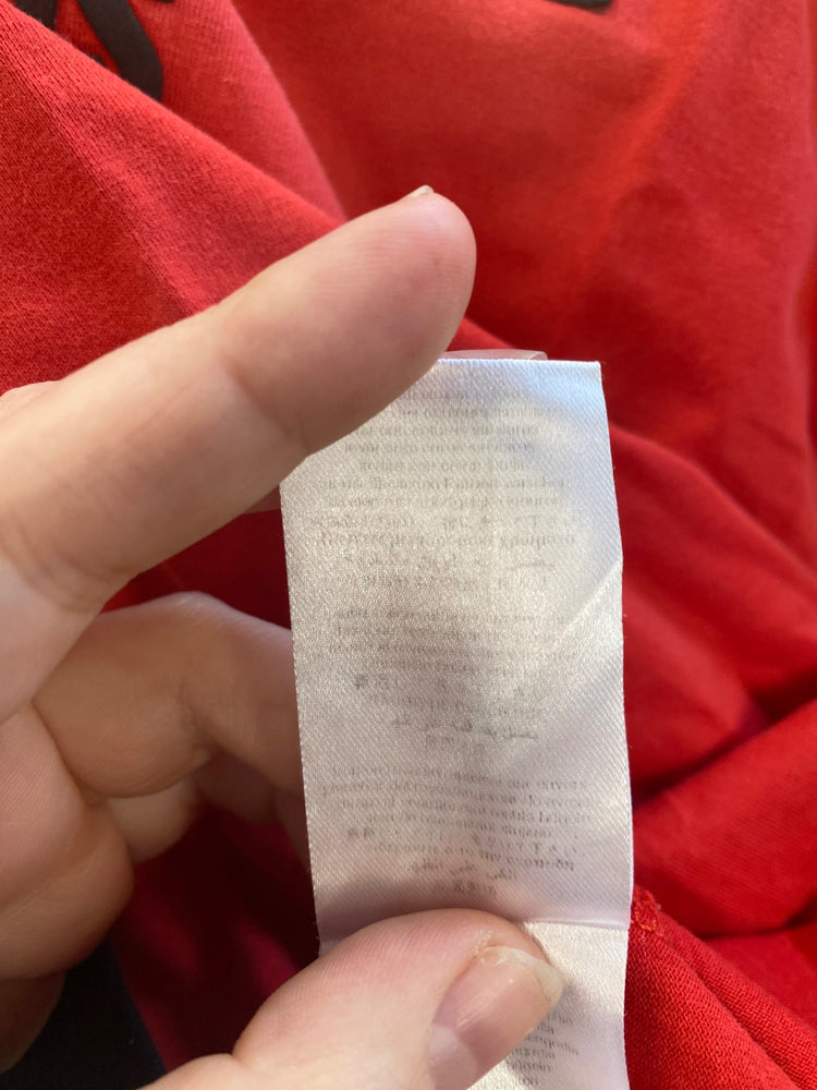 Classic Givenchy T-Shirt 12 Years Red Logo Graphic BB001