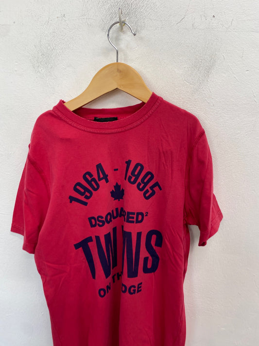 Classic Dsquared2 T-Shirt Age 12 Red distressed BB001