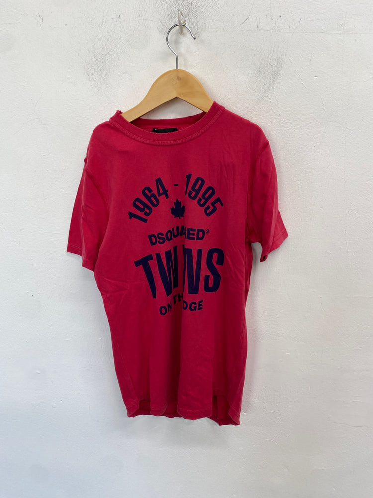 Classic Dsquared2 T-Shirt Age 12 Red distressed BB001