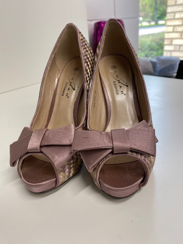 Classic Lunar Elegance Peeptoe Shoes UK4 Blush Pink lilac bow BT001