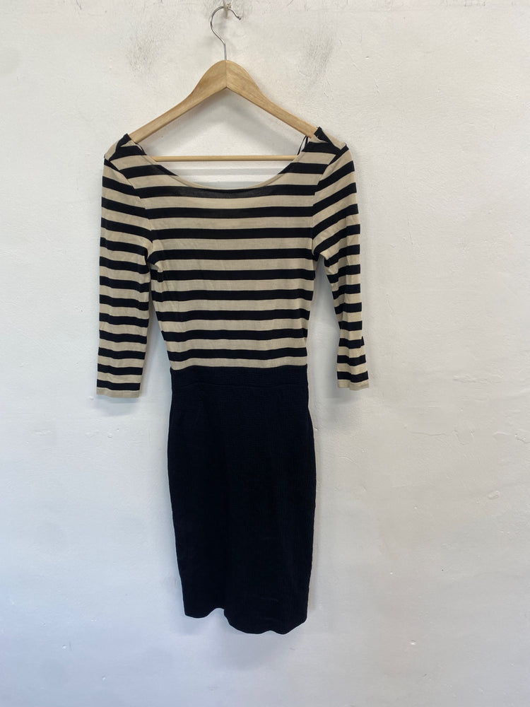 Classic Reiss Dress UK4 Black striped casual JB006