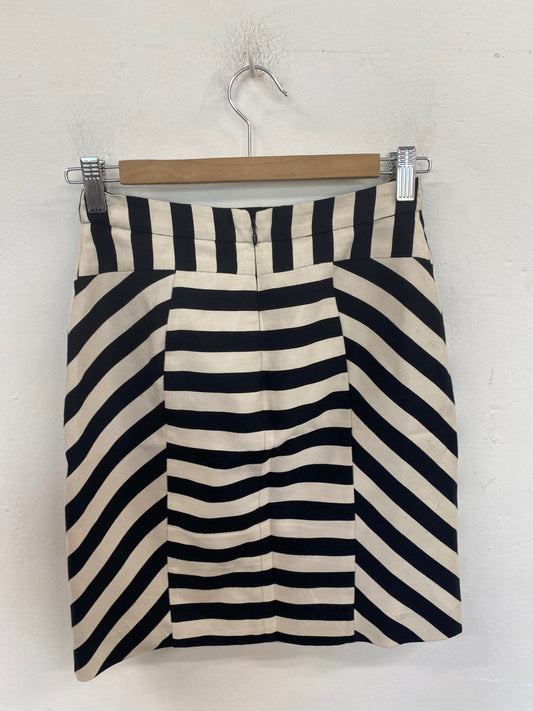 Classic Reiss Karis Mini Skirt UK6 Black & White Stripe JB006