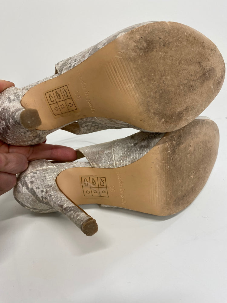 Classic Moda In Pelle High-heeled shoes UK3 Pearlescent BT001