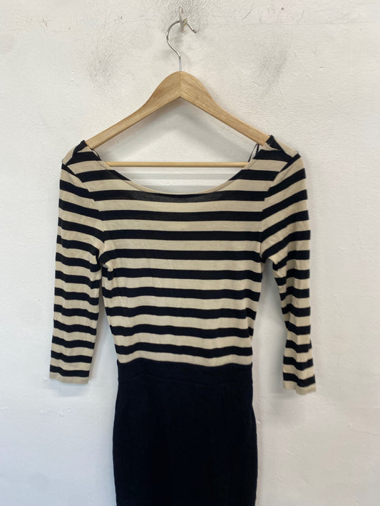 Classic Reiss Dress UK4 Black striped casual JB006