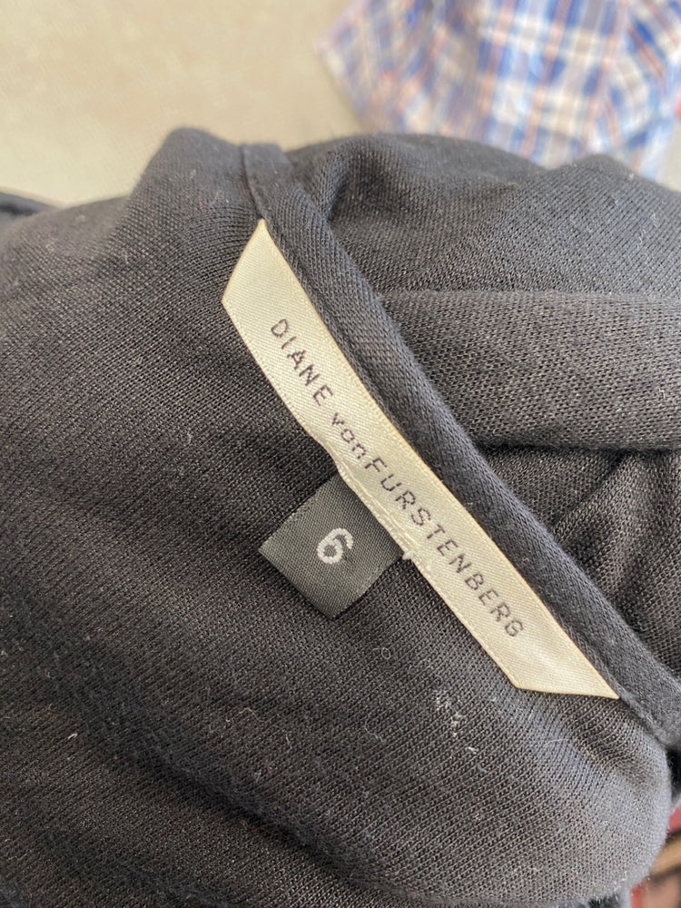 Classic Diane Von Furstenberg wrap dress UK6 Black JB006
