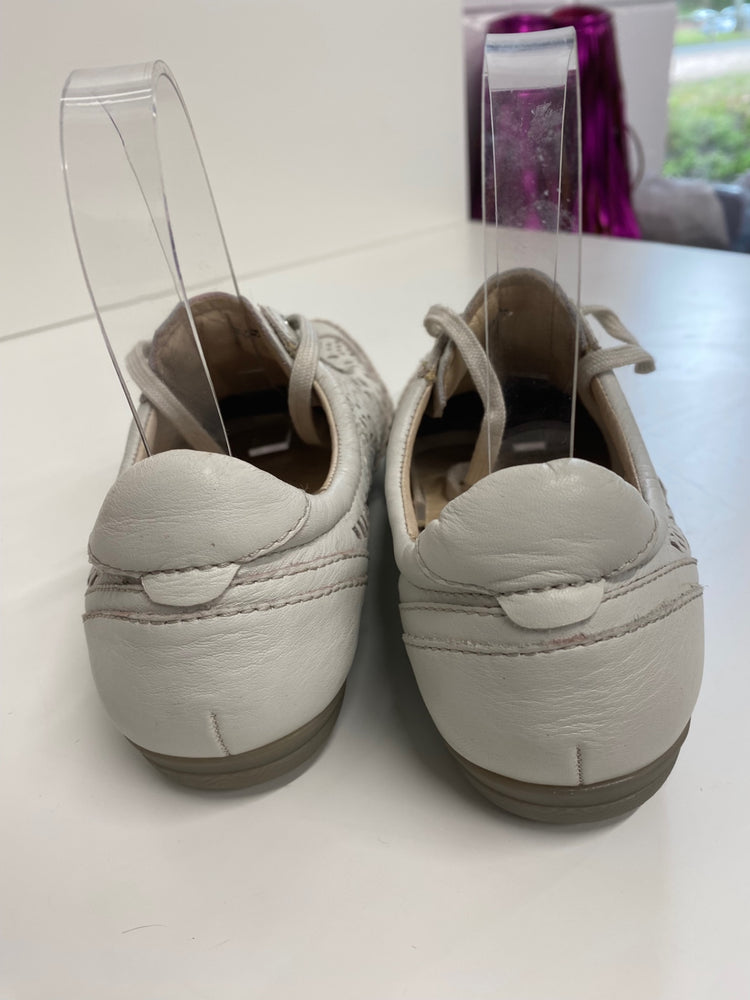 Classic Kolinos Sneakers UK2.5 Beige/Off-white BT001