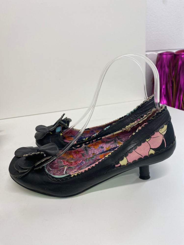 Classic Irregular Choice kitten heels UK3.5 Black Floral BT001