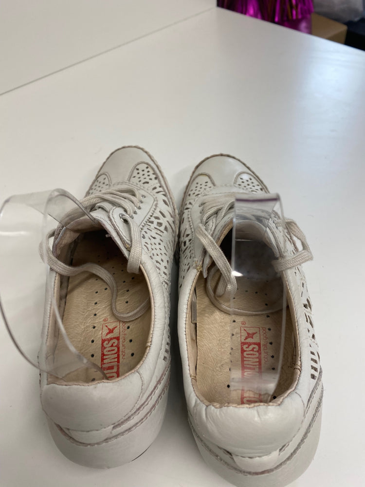 Classic Kolinos Sneakers UK2.5 Beige/Off-white BT001