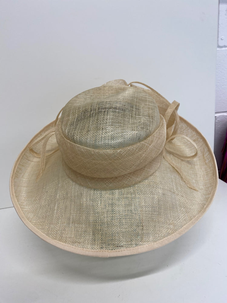 Fabulous occasion event First Avenue Hat One size straw SI002