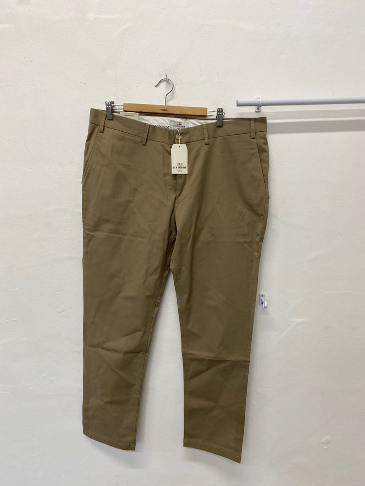 Fabulous Ben Sherman Chino Trousers W40” Stone Race Days DW001