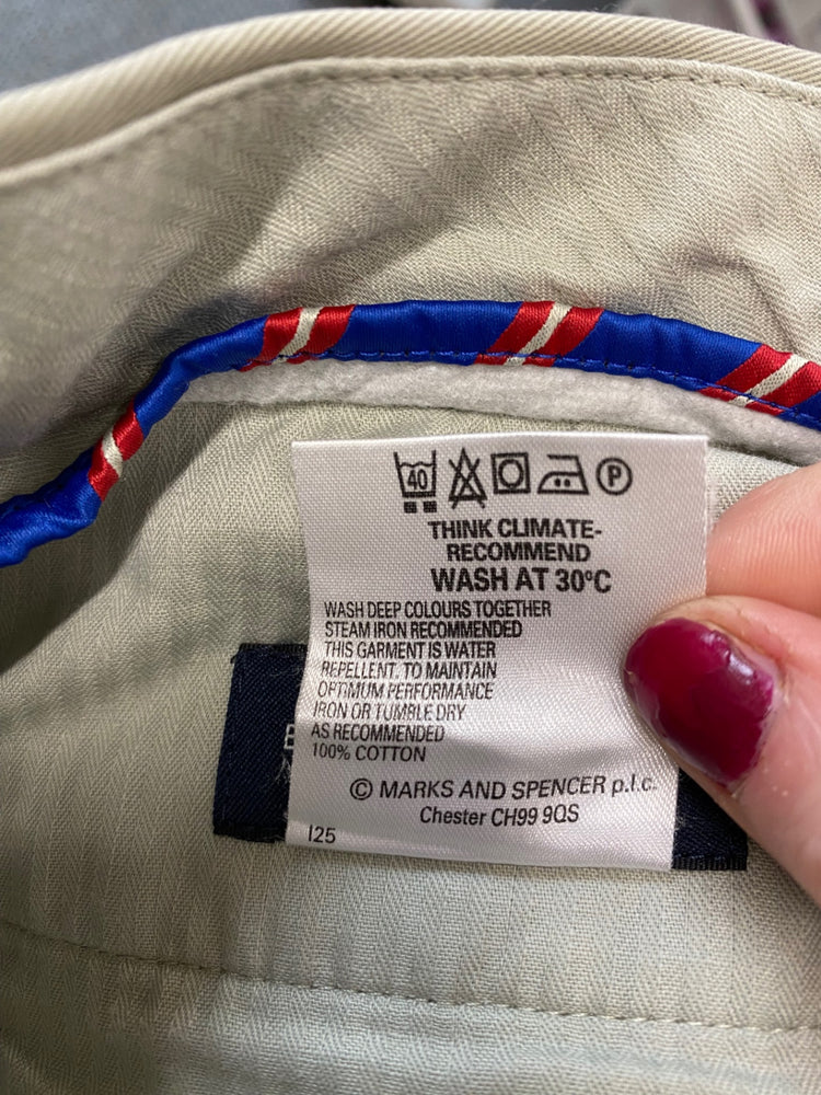 Fabulous Marks & Spencers Chino Trousers W38” Beige pleated leisure Golf SL001