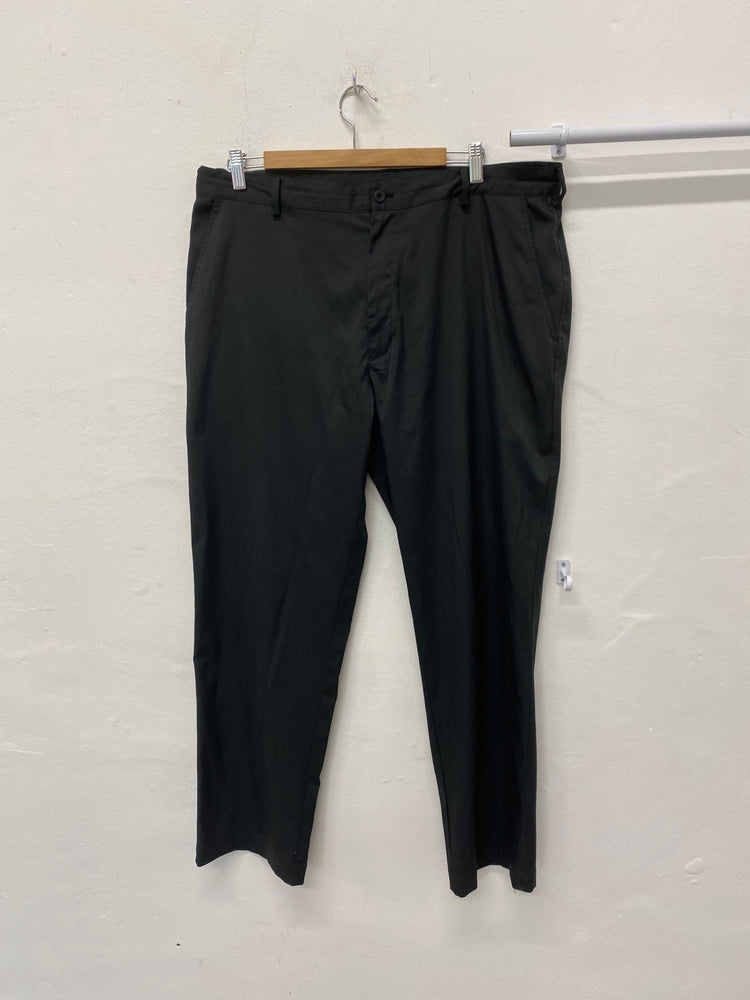 Fabulous Nike golf Golf Trousers W36” L32” Black DW001