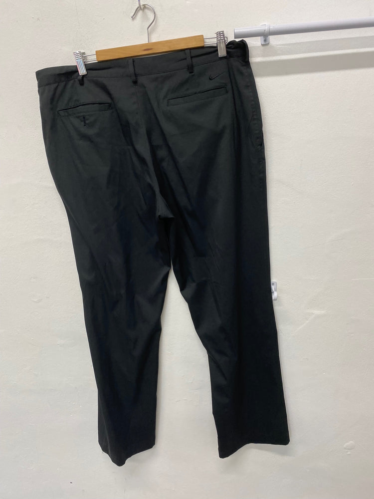 Fabulous Nike golf Golf Trousers W36” L32” Black DW001