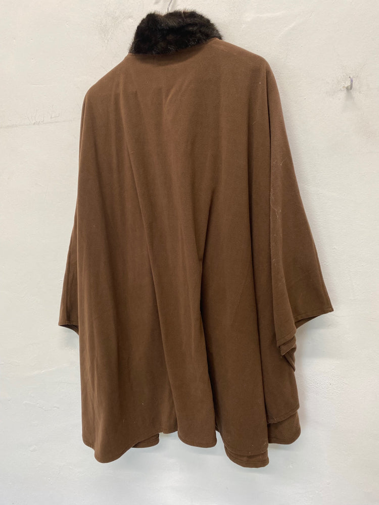 Fabulous Elegance Cape One size Brown & Black BT001