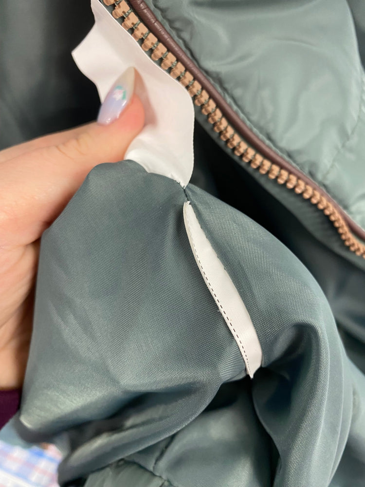 Fabulous Regatta Puffer Coat UK10 Green BT001