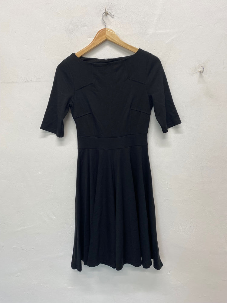 Fabulous Dorothy Perkins Swing Dress Uk8 Black jersey fabric BT001