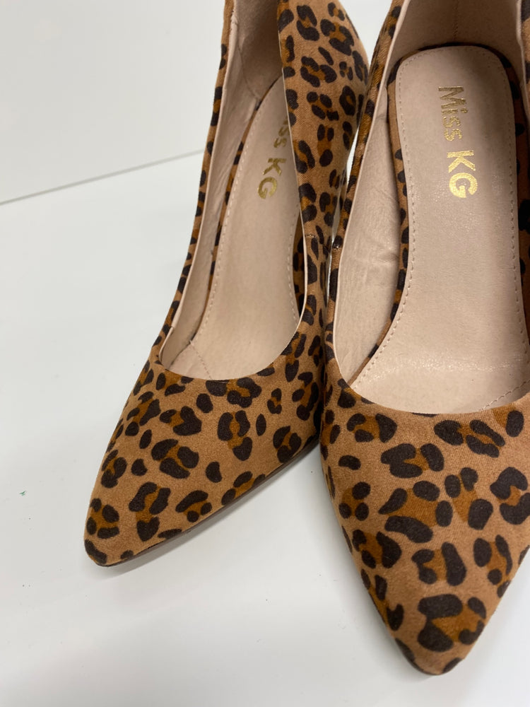 Fabulous Miss KG High-heeled shoes Uk4 Leopard print flirty heels AL002