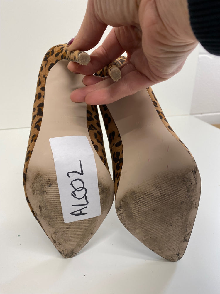 Fabulous Miss KG High-heeled shoes Uk4 Leopard print flirty heels AL002