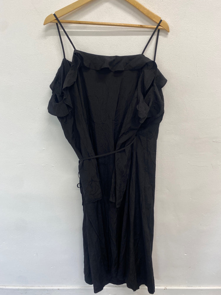 Fabulous H&M Wrap dress UK16 Black frill AM013