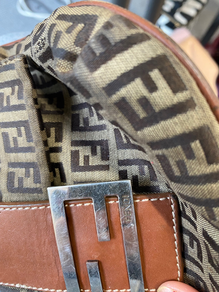 Fabulous Fendi Zucchino Vintage Mama Baguette Messenger crossbody One size logo GC003