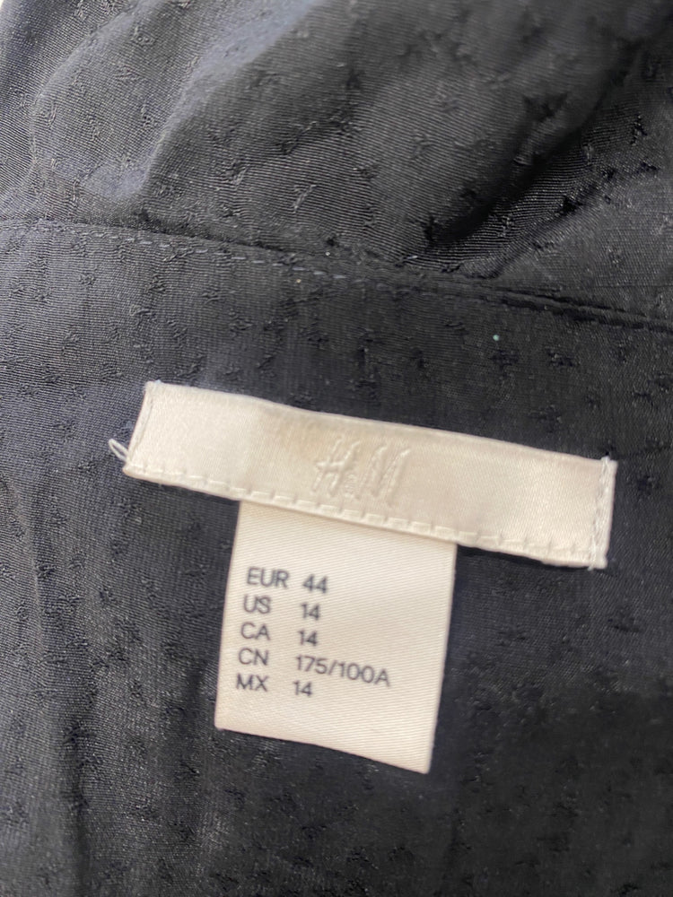 Fabulous H&M Wrap dress UK16 Black frill AM013