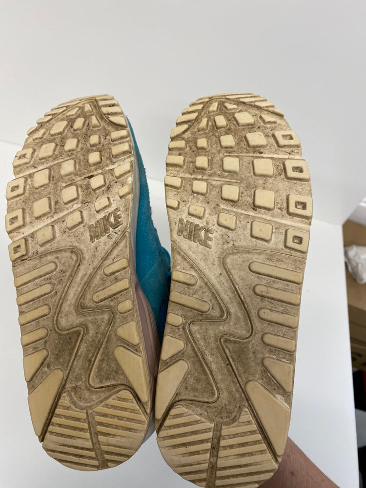 Fabulous Nike Air Max 90 Nike ID turquoise Pink suede UK3 GC003