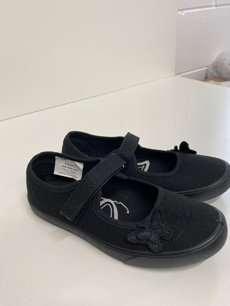 Fabulous Next School shoes UK1.5 Black Mary Jane’s VT002