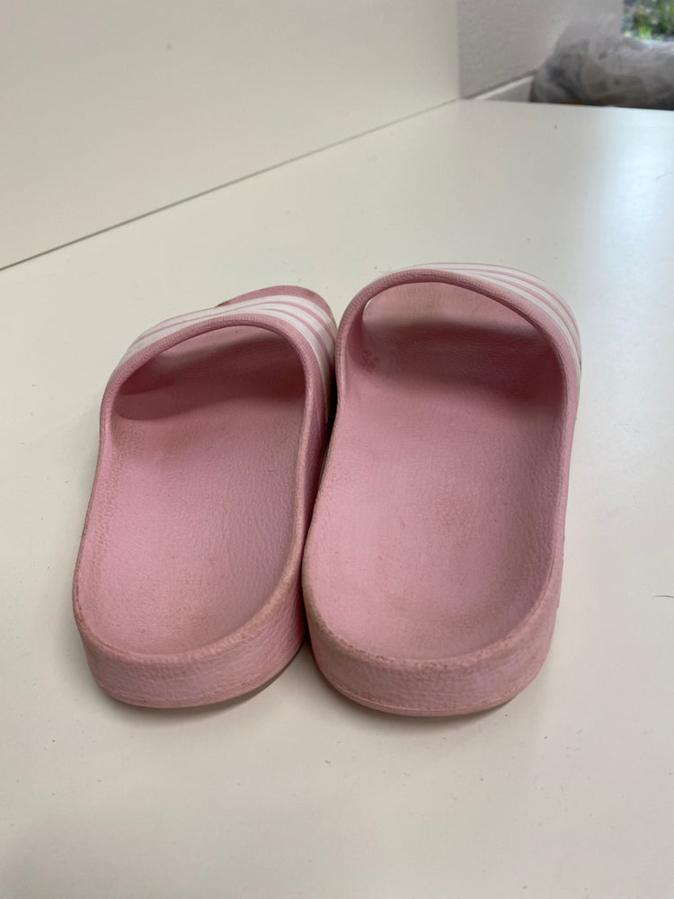 Fabulous Adidas Sliders UK2 Pink & white VT002