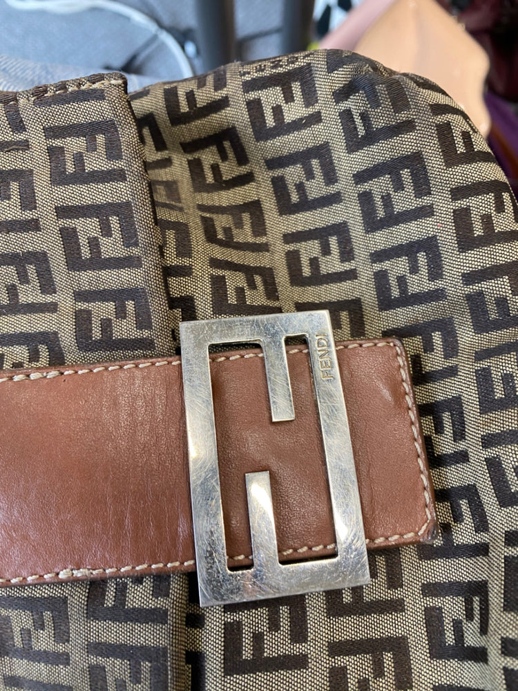Fabulous Fendi Zucchino Vintage Mama Baguette Messenger crossbody One size logo GC003