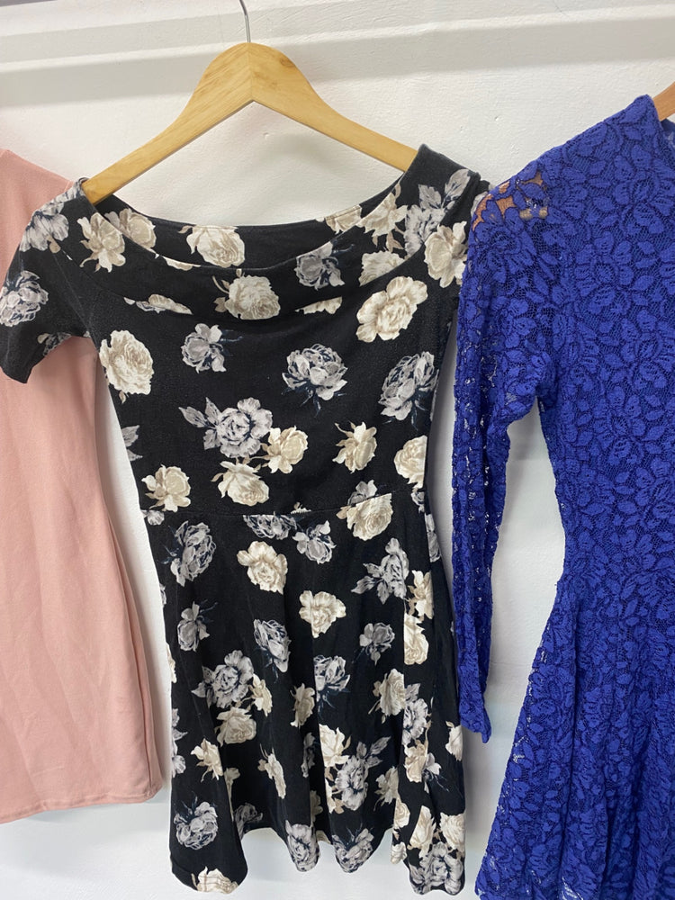 Gorgeous H&M teenager Clothing bundle UK4 new look summer dresses #2 FH004