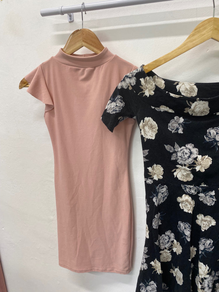 Gorgeous H&M teenager Clothing bundle UK4 new look summer dresses #2 FH004