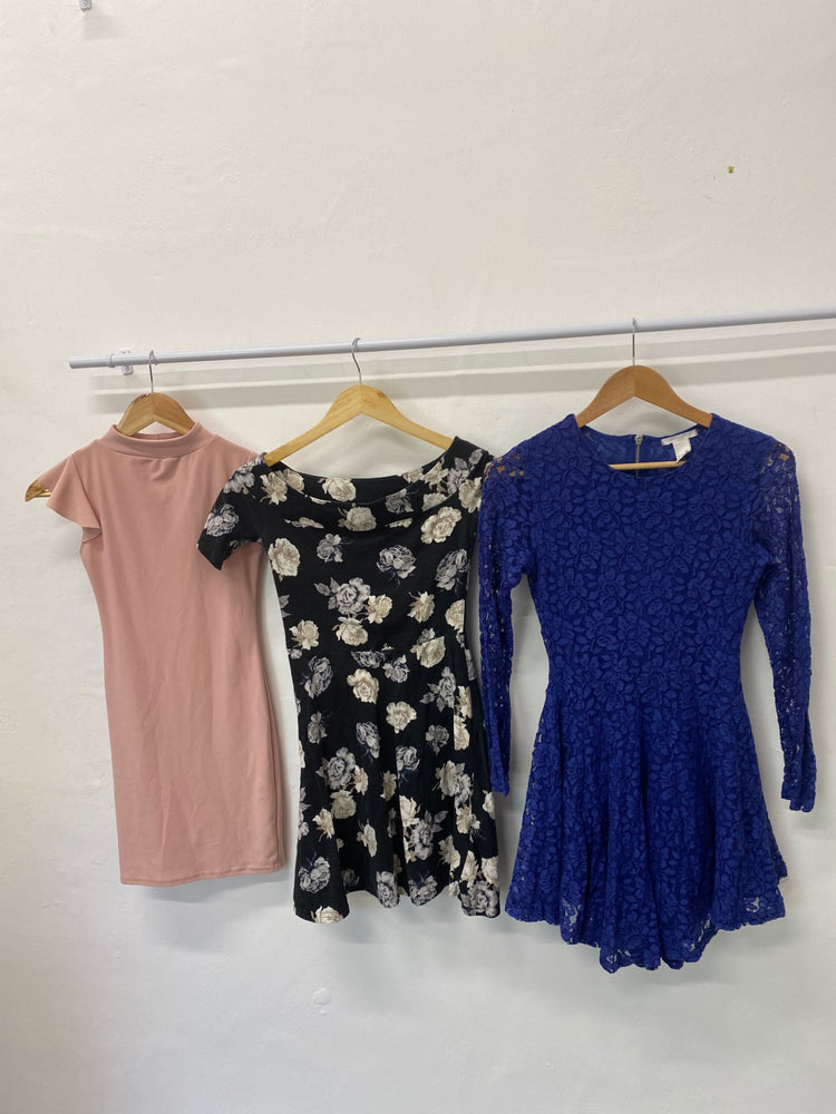 Gorgeous H&M teenager Clothing bundle UK4 new look summer dresses #2 FH004