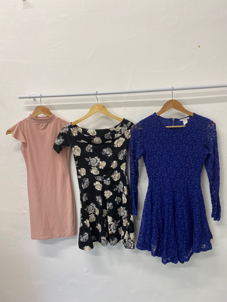 Gorgeous H&M teenager Clothing bundle UK4 new look summer dresses #2 FH004