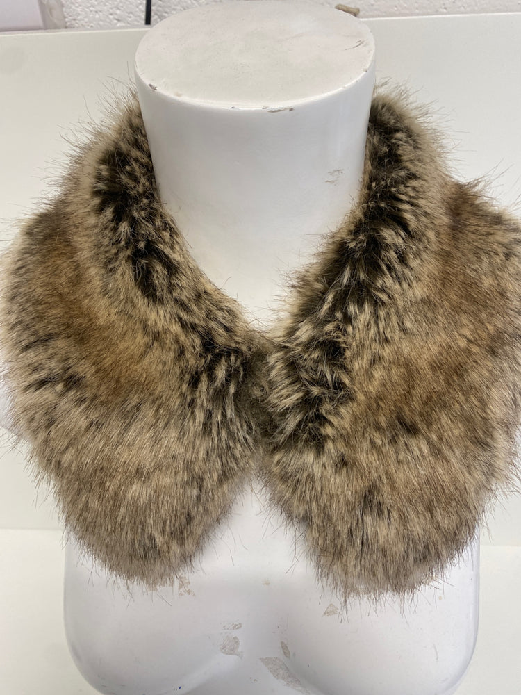 Gorgeous Helen moore Faux Fur Collar One Size Brown NR002