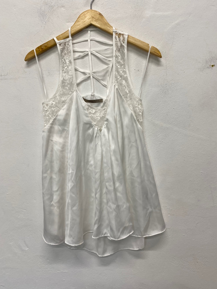 Gorgeous Guess Camisole UK S White slinky classic SL002
