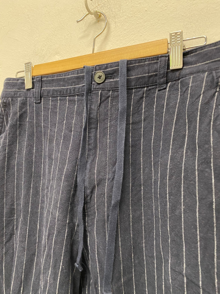 Gorgeous Uniqlo Trousers XL Navy blue with white pinstripes NR002