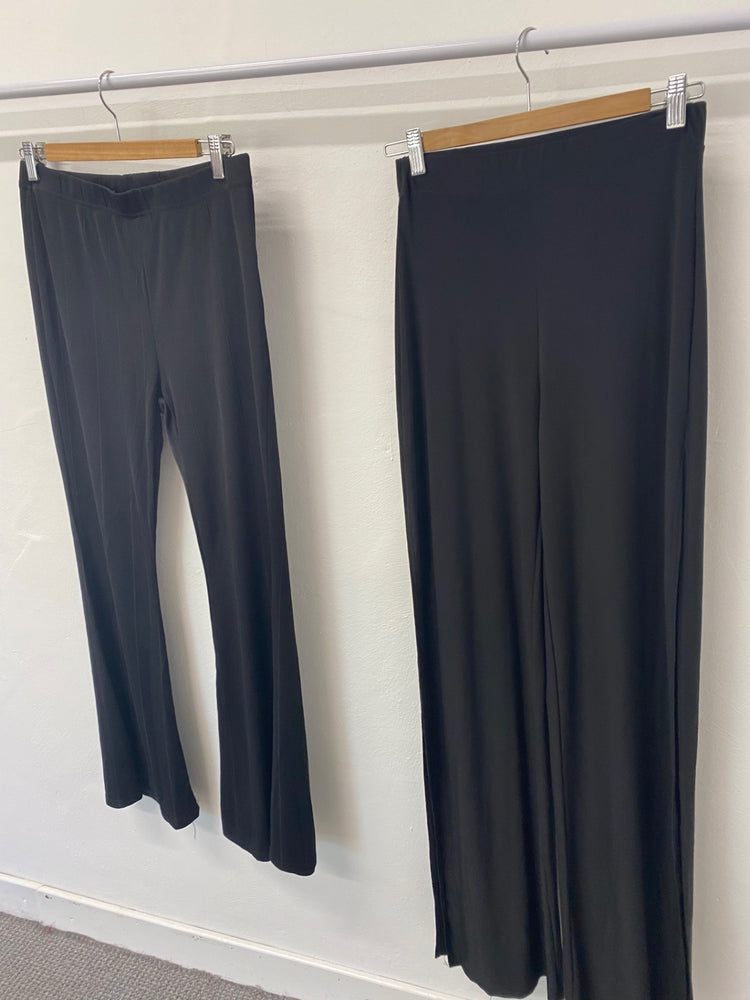Gorgeous duo of Pretty Little Thing / Shein Pants UK L Black #3 GS001