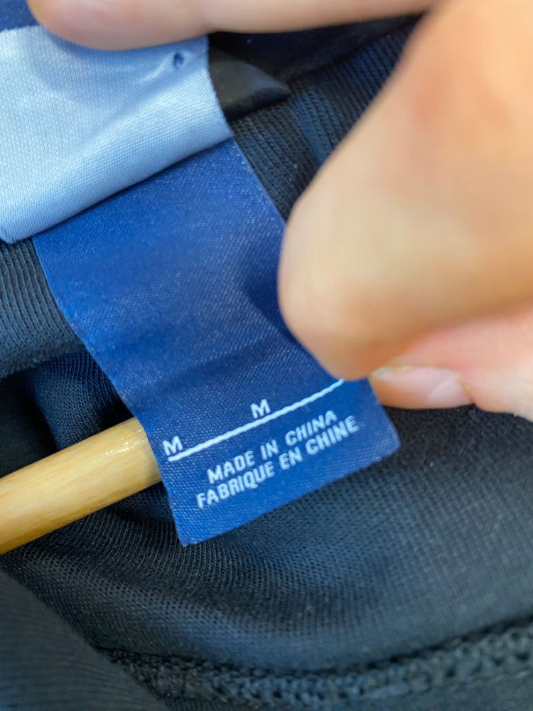 Gorgeous Nike Hoodie uk M Black running Jacket GS001