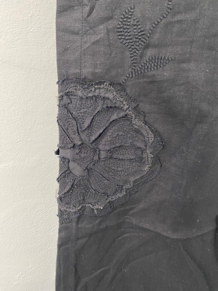 Gorgeous H&M Wide leg trousers UK12 Black with embossed floral pattern DM002