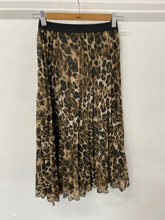 Gorgeous Primark Midi Skirt Uk8 Leopard print pleated EK001