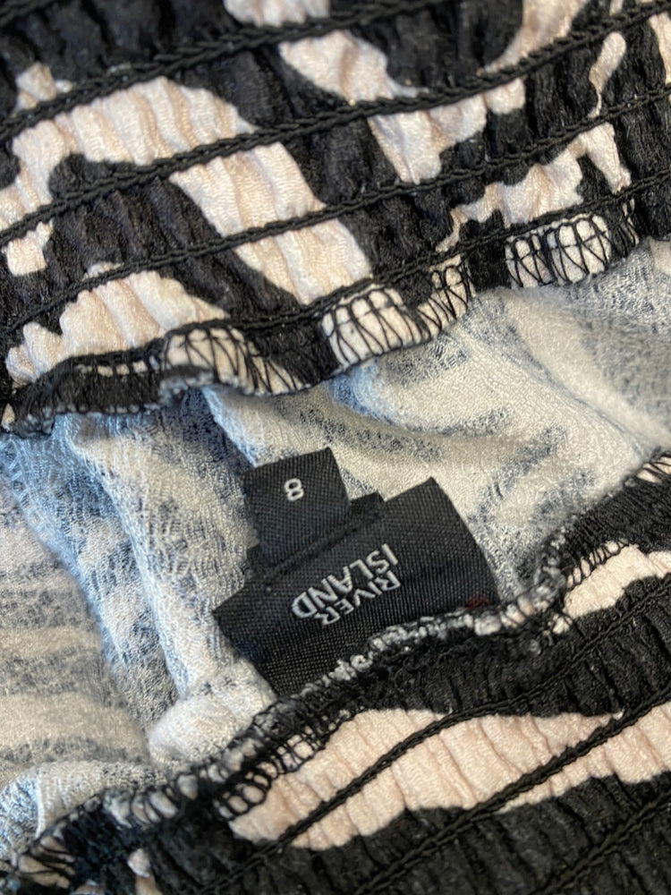 Gorgeous River island Wide leg trousers Uk8 Black and White Zebra Cropped EK001