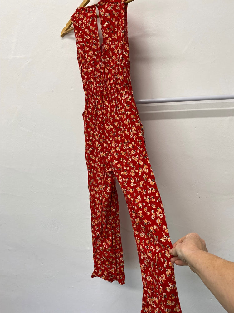Gorgeous New Look Jumpsuit UK6 Red & floral pattern cropped EK001
